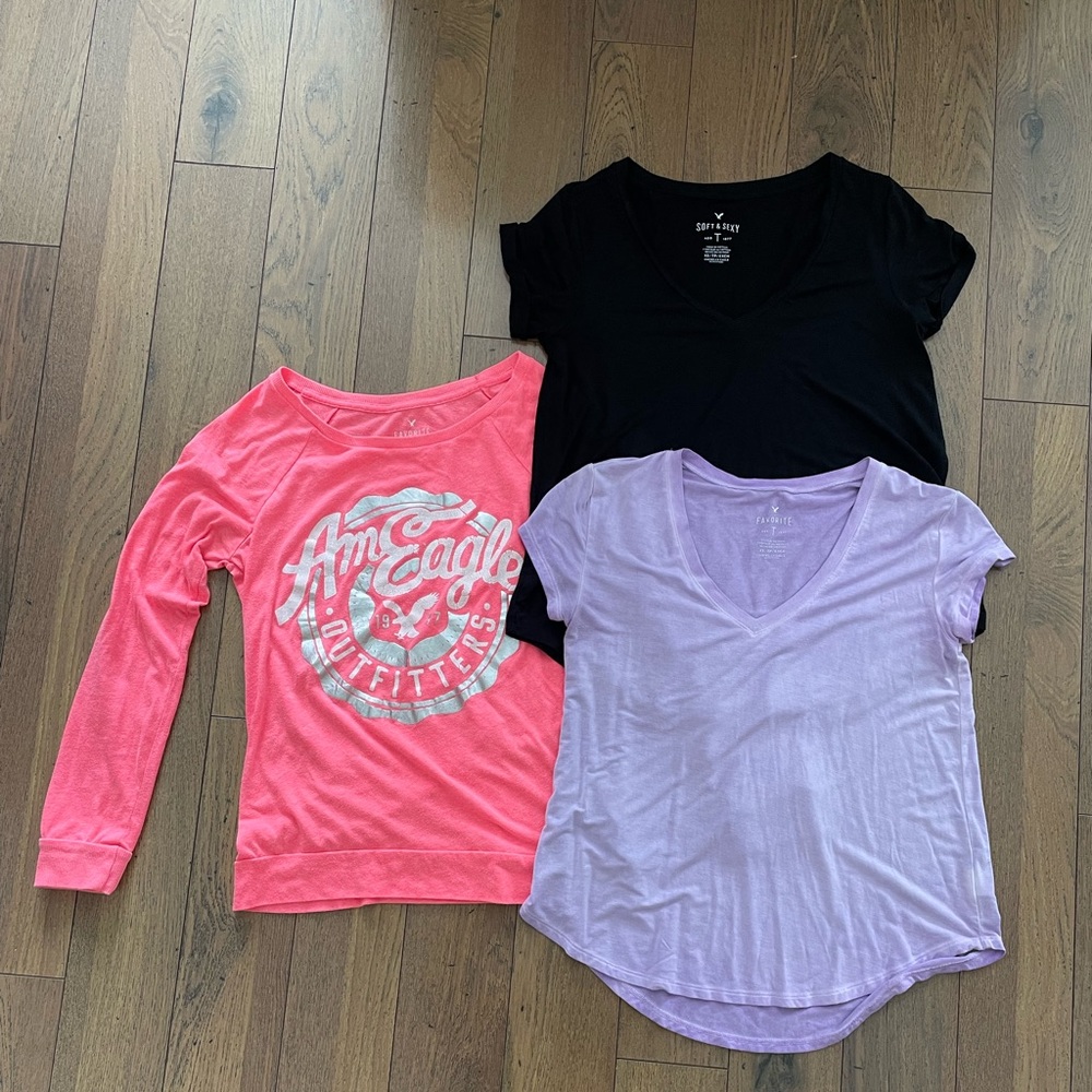 American Eagle T-Shirt Lot - Size XS & S